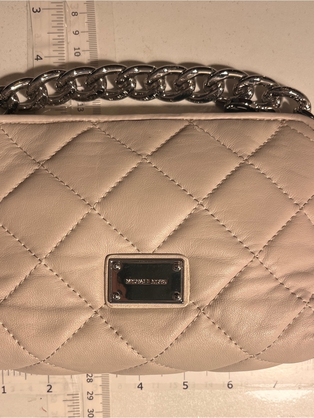 Quilted Cream small clutch  Bag with Silver Chain lamb skin